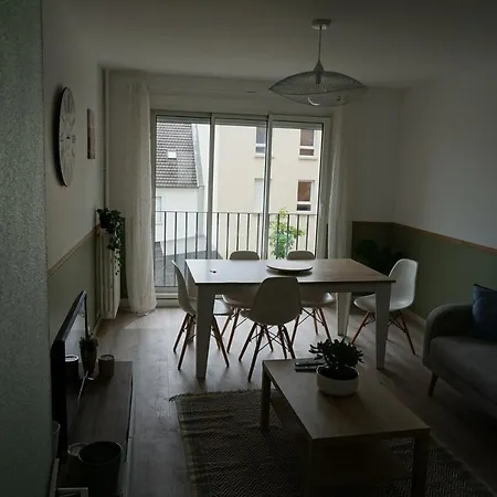 Апартаменти Confortable Кан