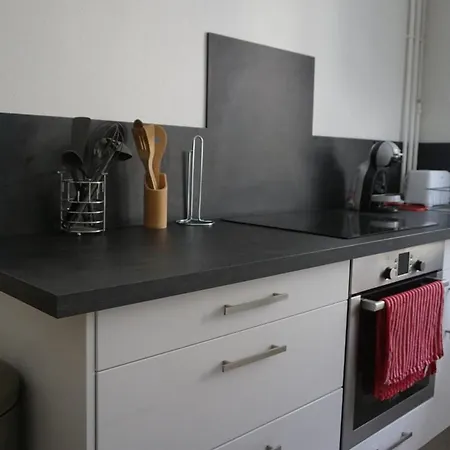 Confortable דירה *